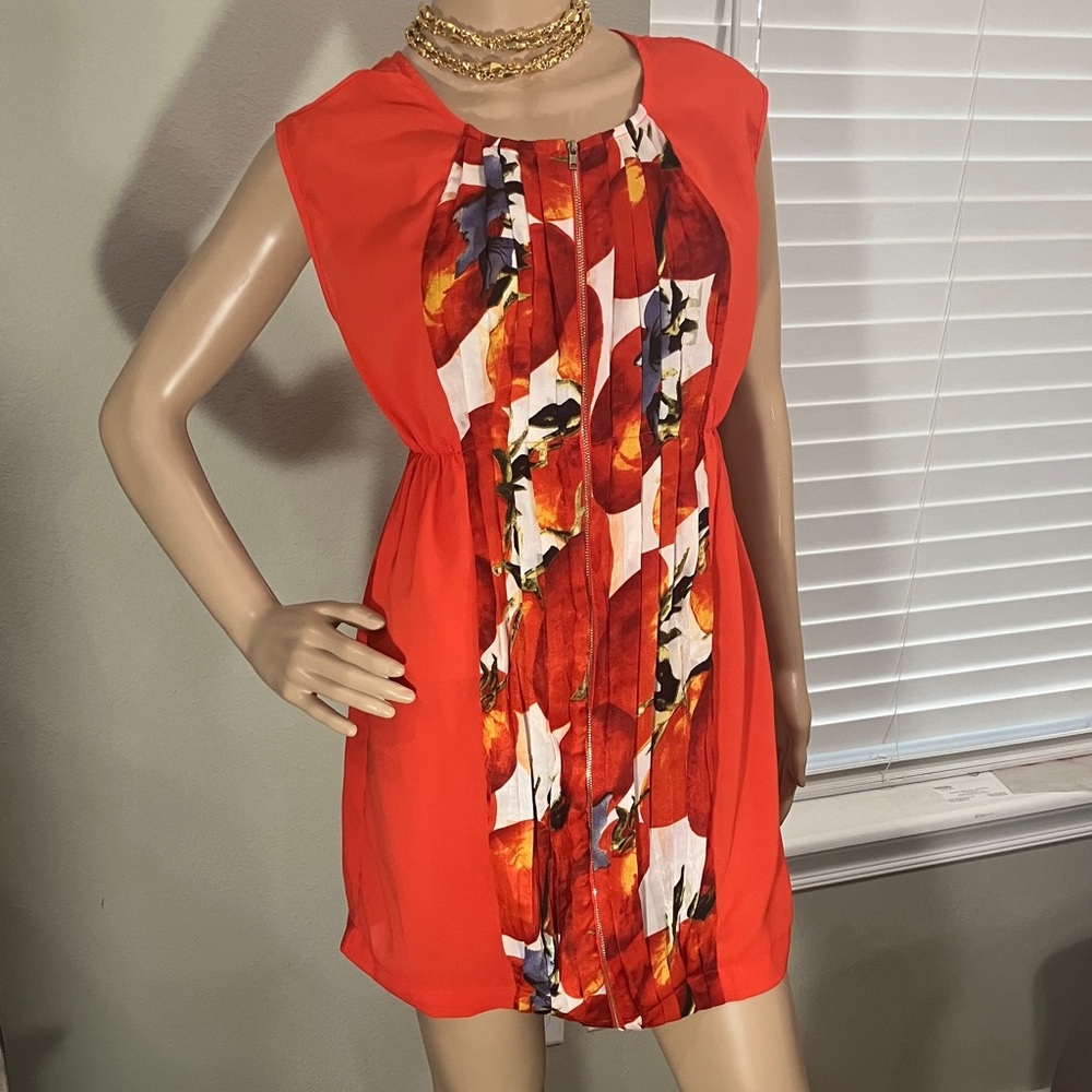 NWT Forla Paris Vibrant Red Sleeveless Dress with Floral,, Front Zipper, size M